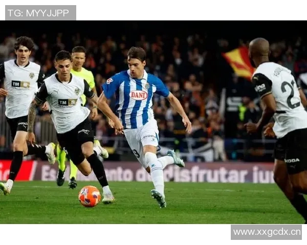 莱加内斯迎战拉帕马斯期待精彩对决双方争夺胜利的关键时刻 莱加内斯迎战拉帕马斯期待精彩对决双方争夺胜利的关键时刻